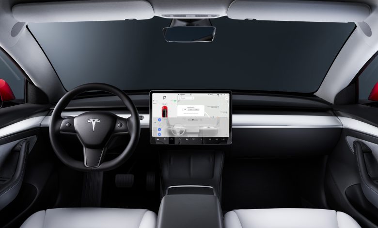 Tesla Model 3 dash